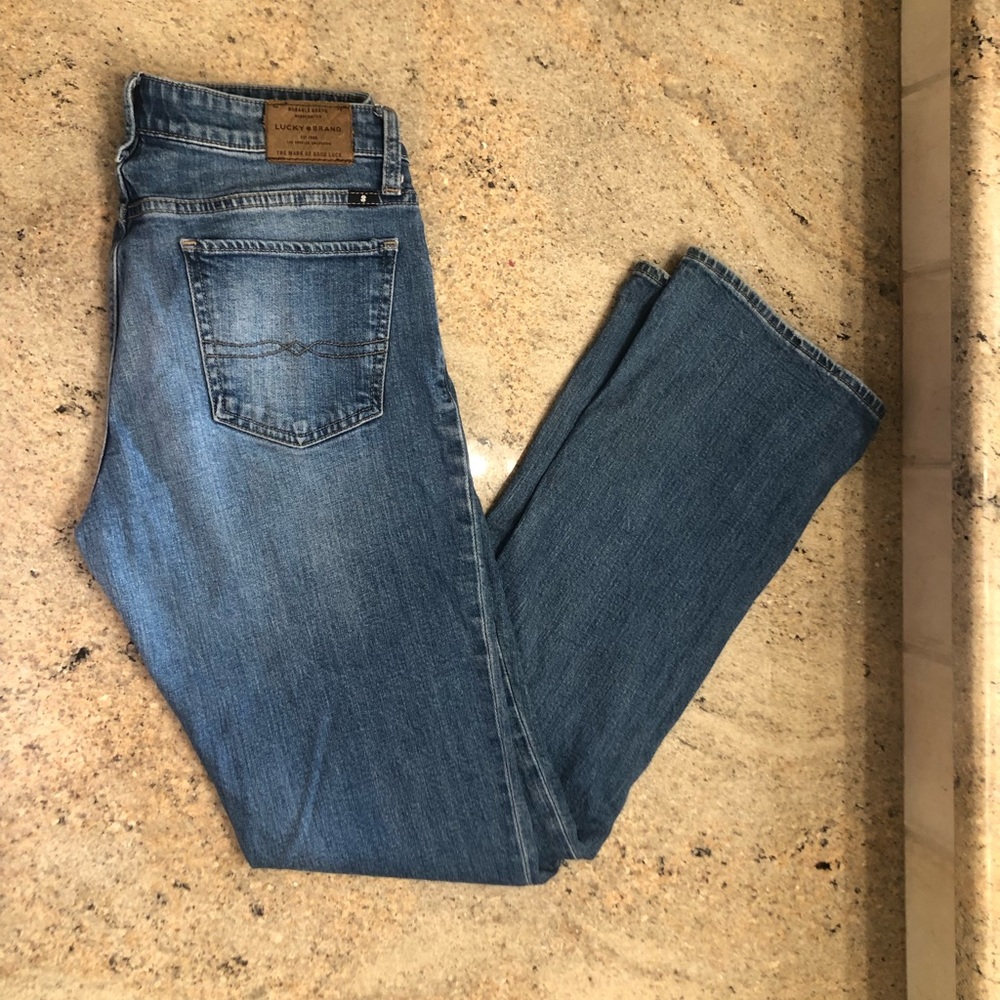 Lucky brand straight leg jeans 8/29